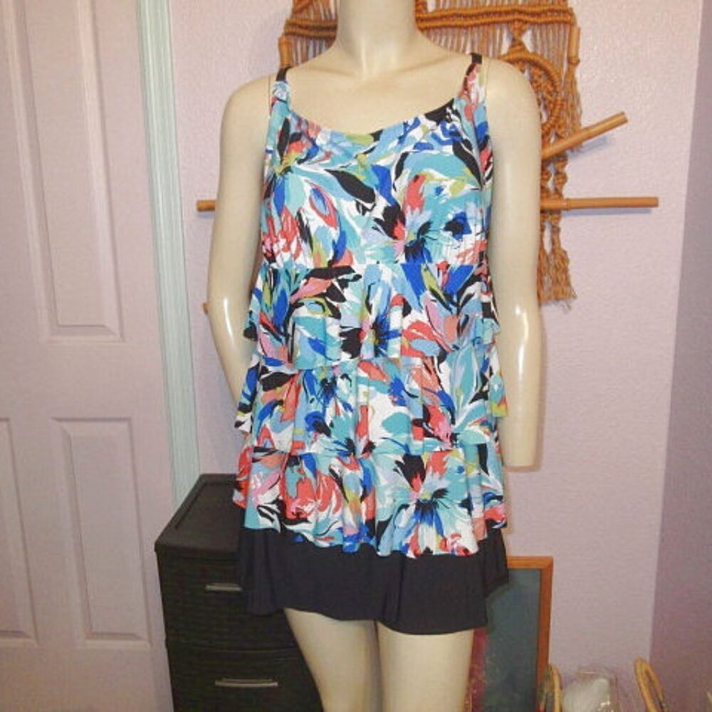 Great Lengths One Piece Swim Dress Plus Size 20 Floral Tiered Long Torso Resort